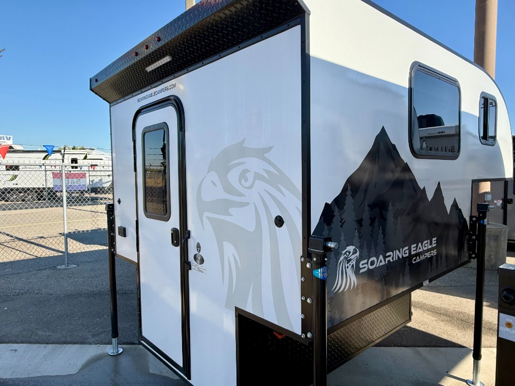 2026 Adlar Truck Topper 6.5XLS - Image 1