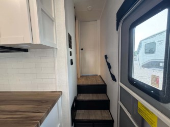 2027 JAYCO EAGLE 29RLC - Image 10