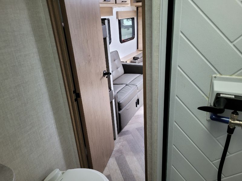 2022 Ember RV Overland 170MBH - Image 12