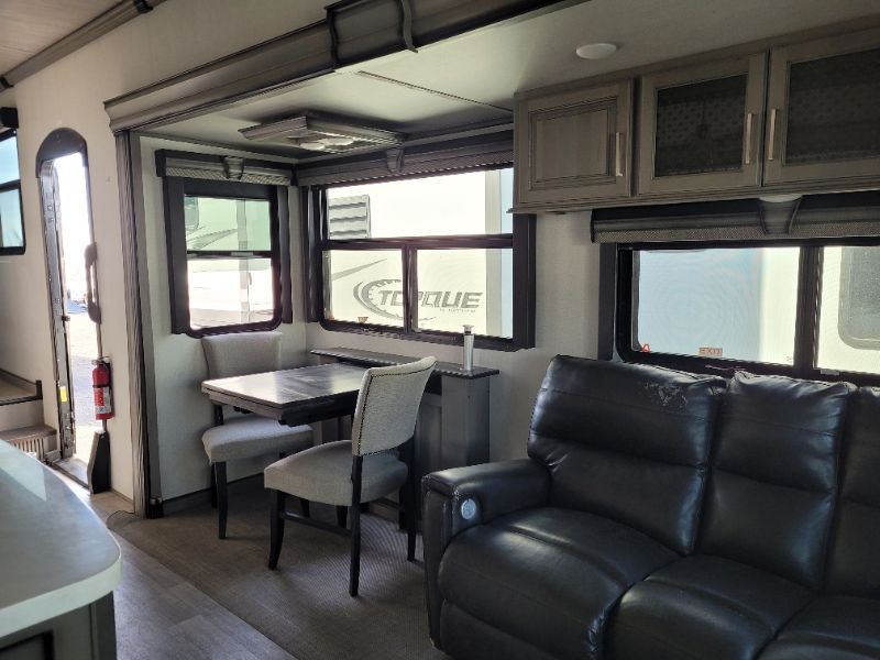 2021 Keystone Montana 3813MS - Image 12