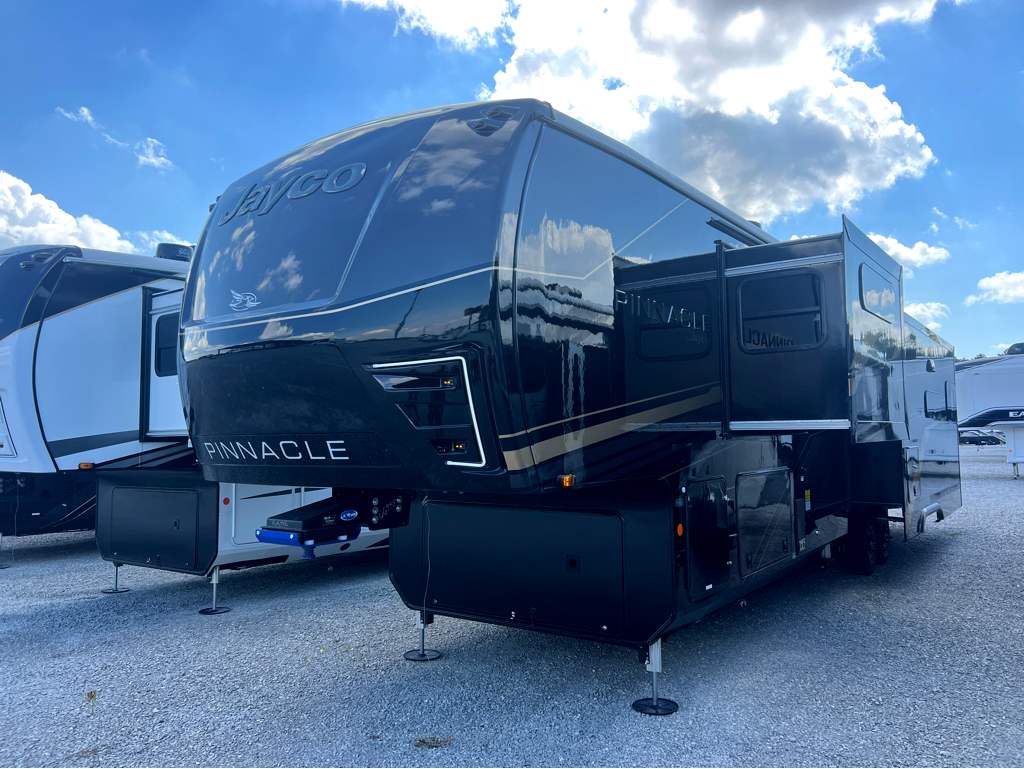 2027 JAYCO PINNACLE 39FBRL - Image 2