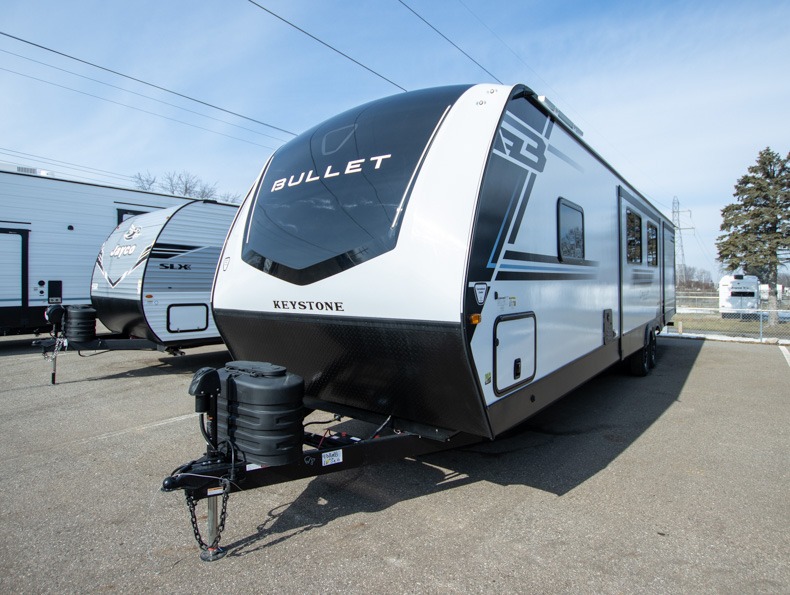 2026 Keystone Bullet Premium 330BKQ - Image 5