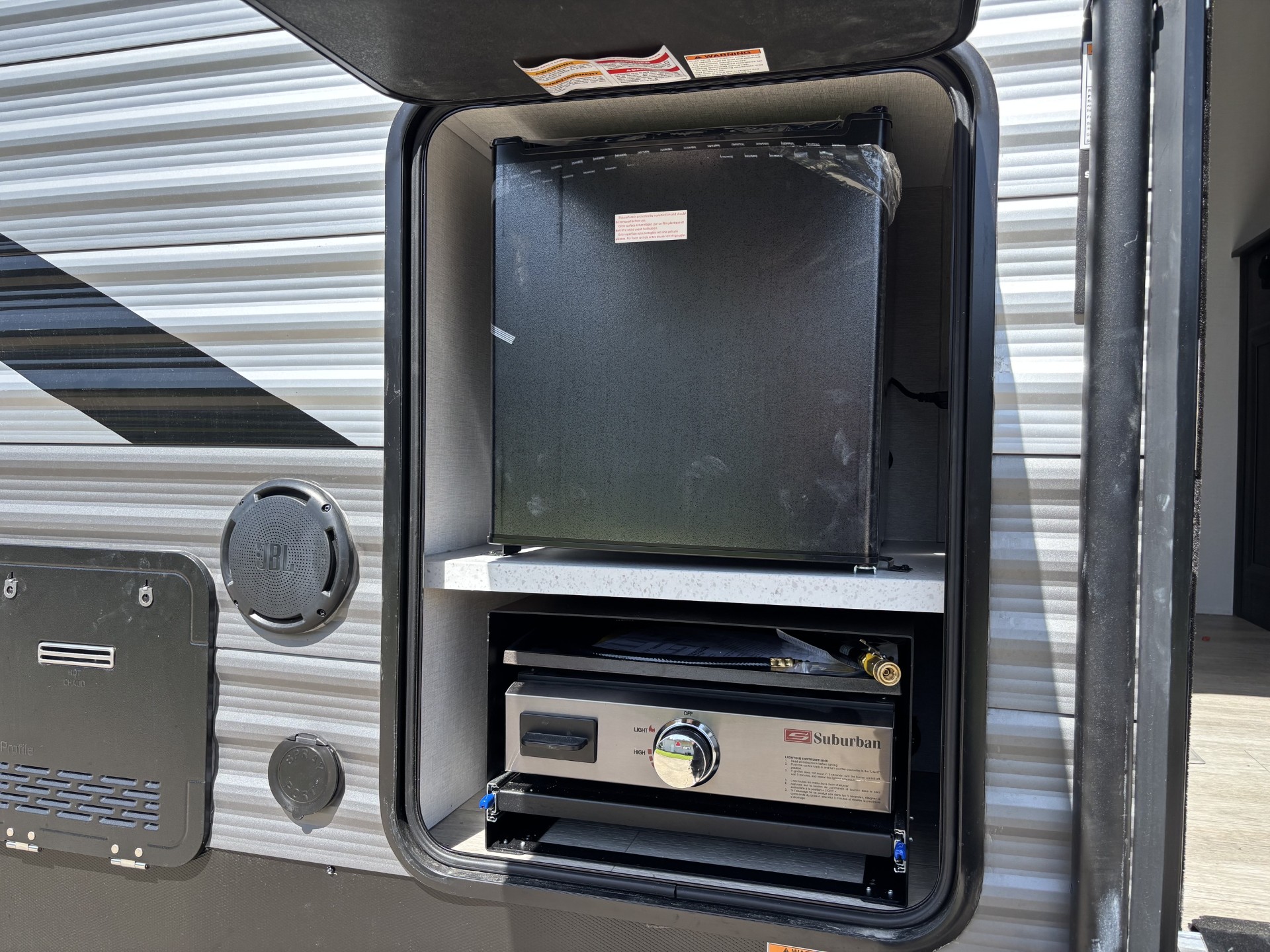 2027 Coachmen Catalina Legacy Edition 333DBDSCK - Image 9