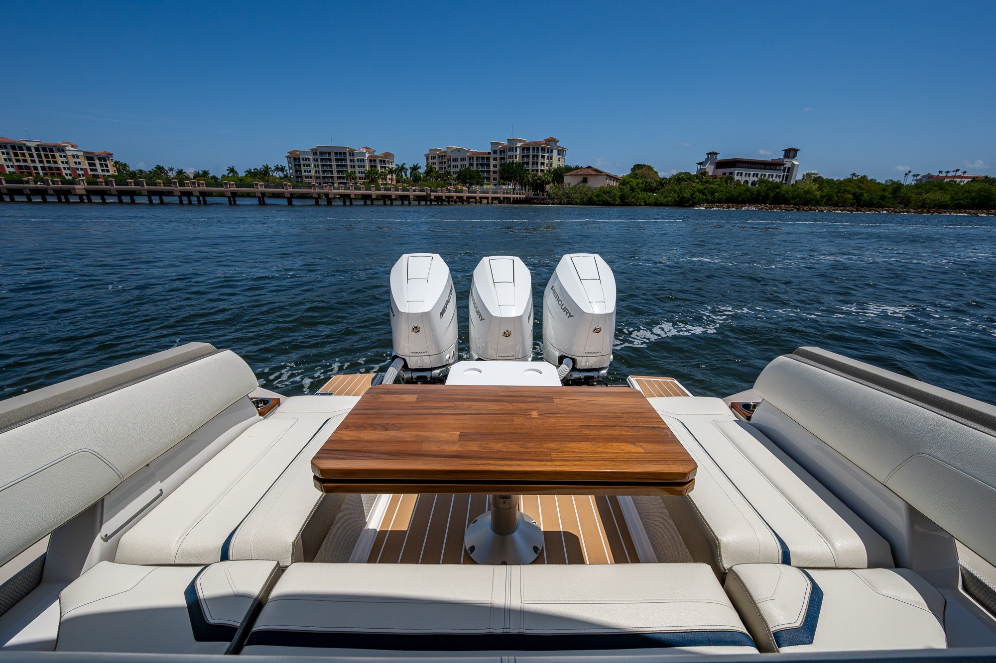 2024 Tiara Yachts 38 LS Base - Image 31