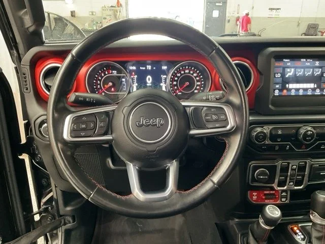 2020 Jeep Gladiator Crew Cab Rubicon 4WD - Image 15