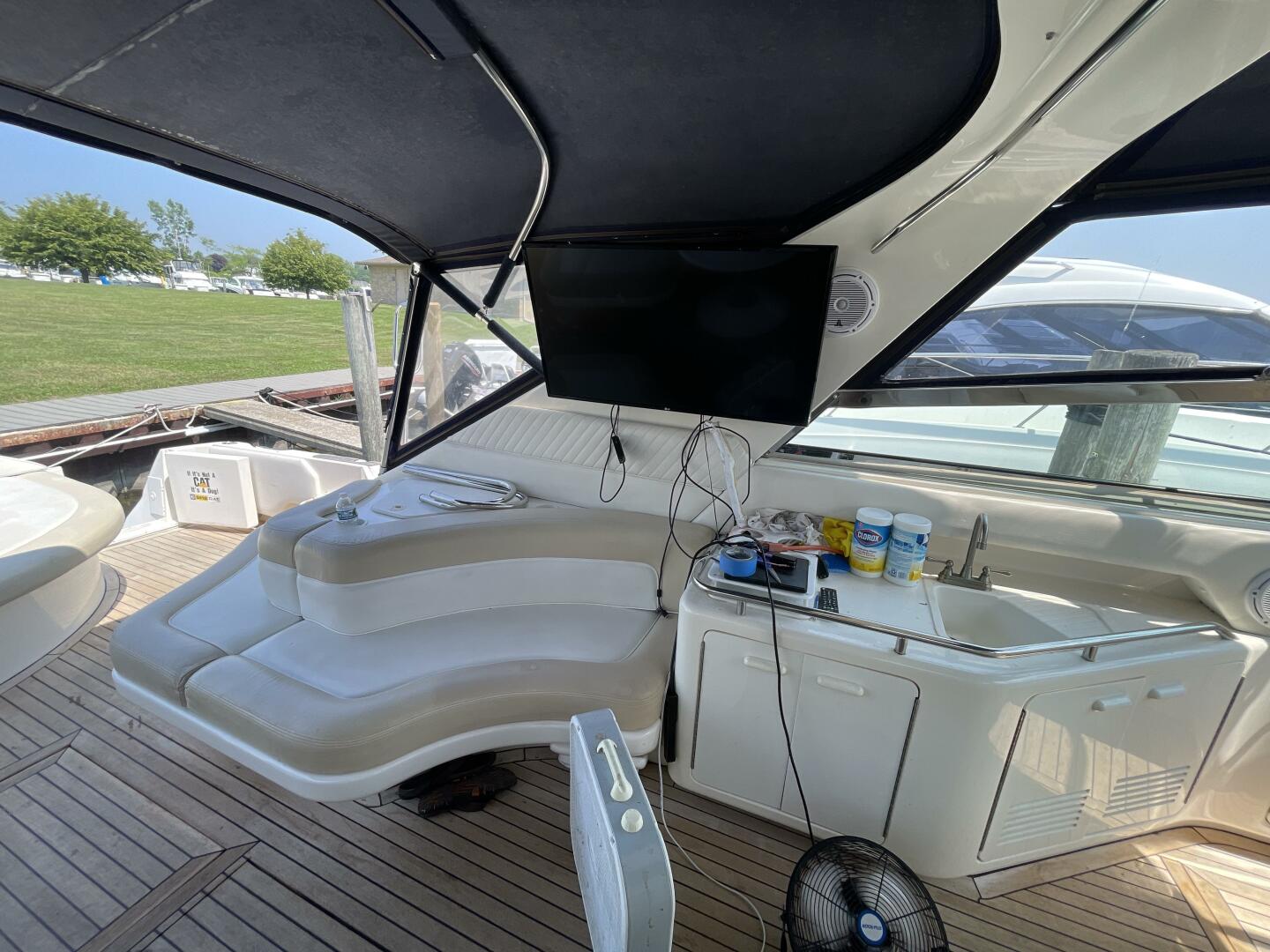 1998 Sea Ray 630 Super Sun Sport - Image 29