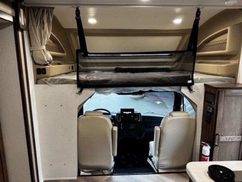 2026 Entegra Coach Accolade 37K - Image 9