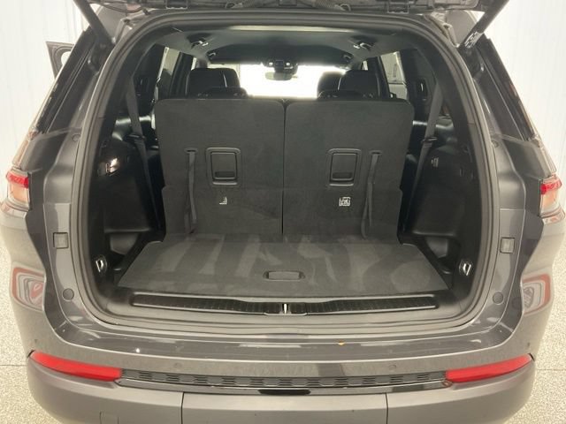 2024 Jeep Grand Cherokee L Utility 4D Altitude 4WD - Image 34