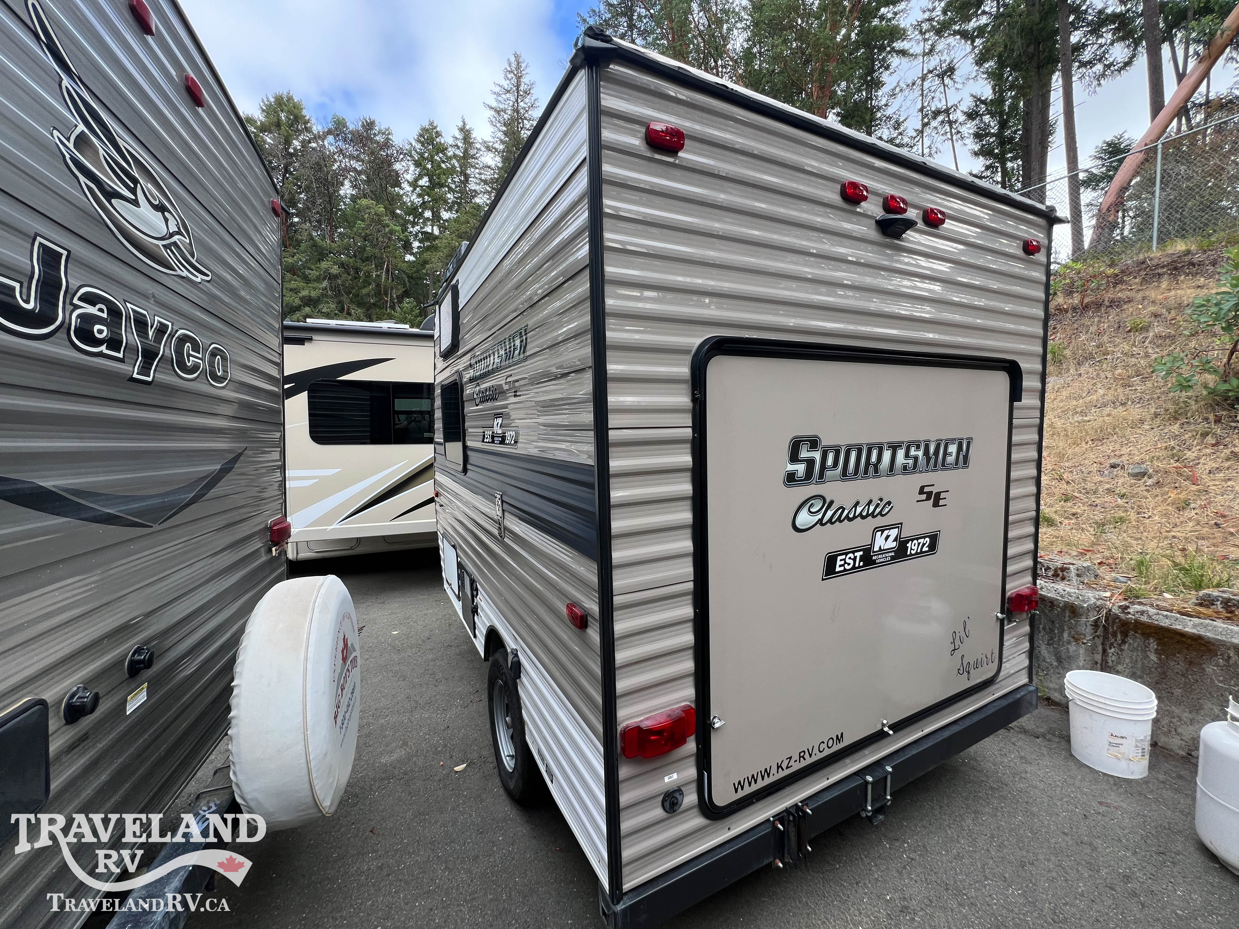 2020 KZ RV Sportsmen Classic SE 100RKSE - Image 4