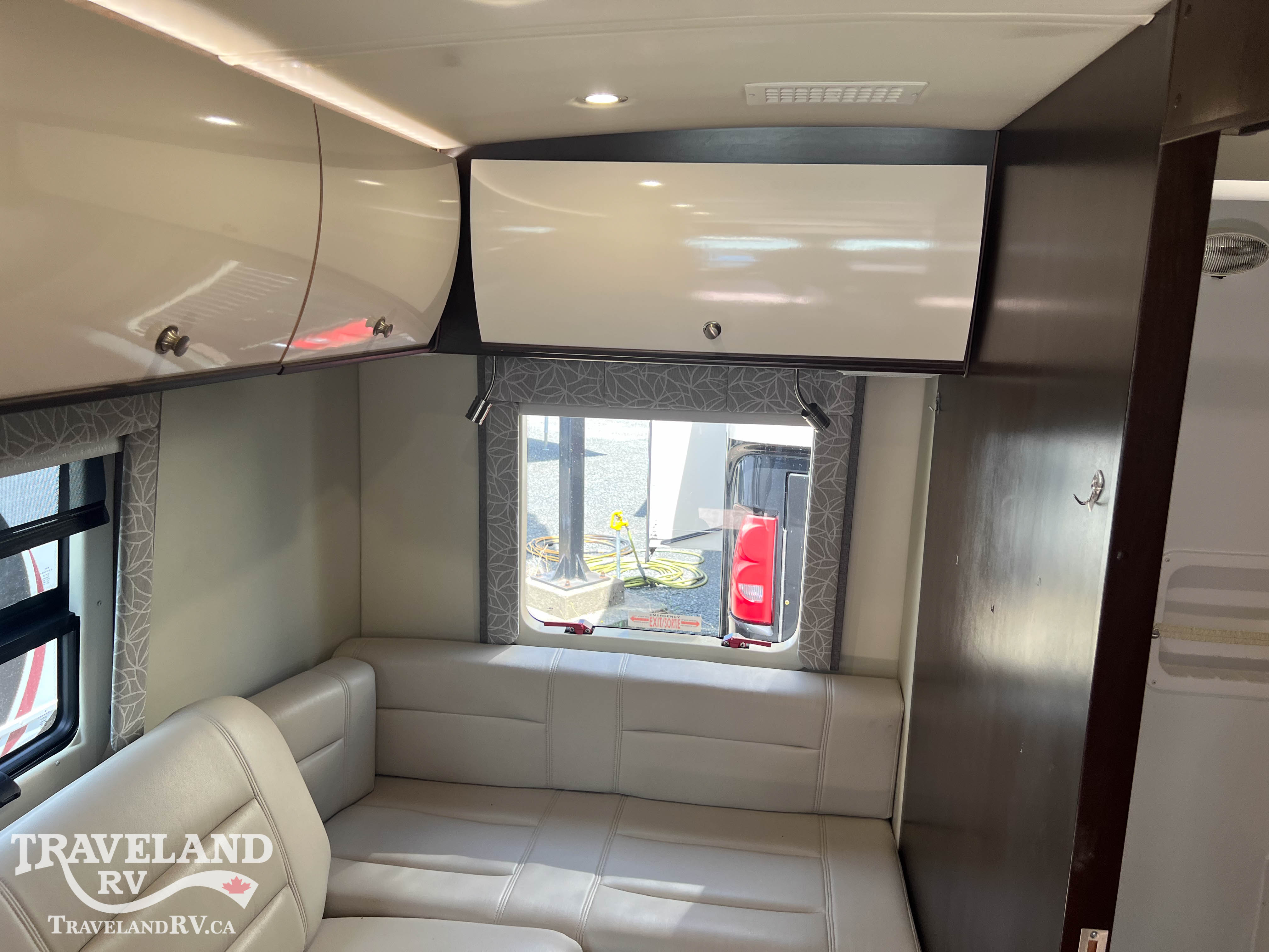 2015 Leisure Travel SERENITY S24CB - Image 24