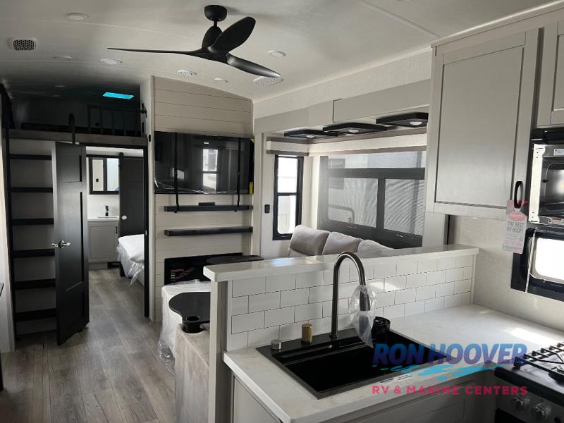2026 JAYCO NORTHPOINT 395DSDB - Image 5