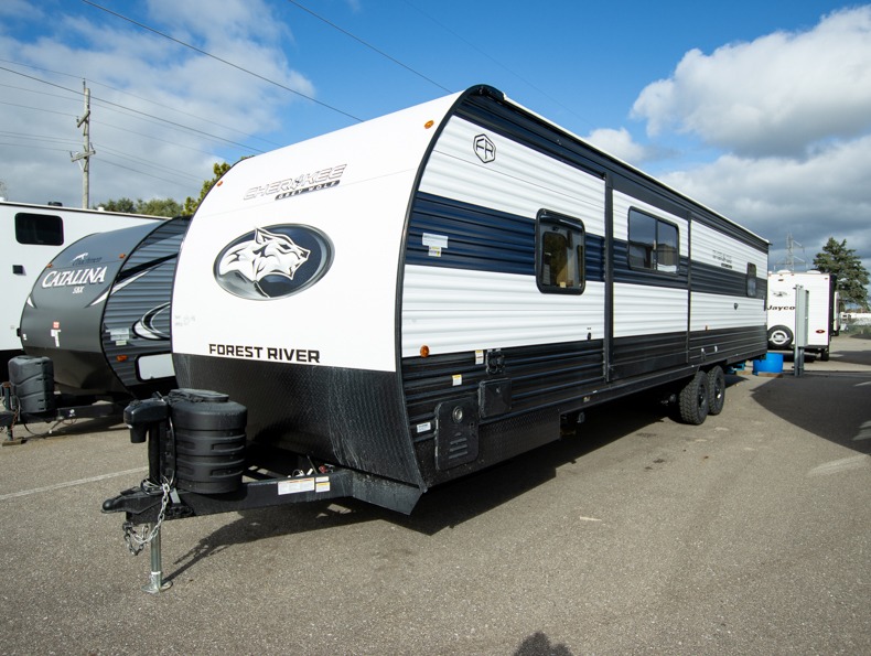 2026 Forest River Cherokee Grey Wolf 28RRT - Image 4