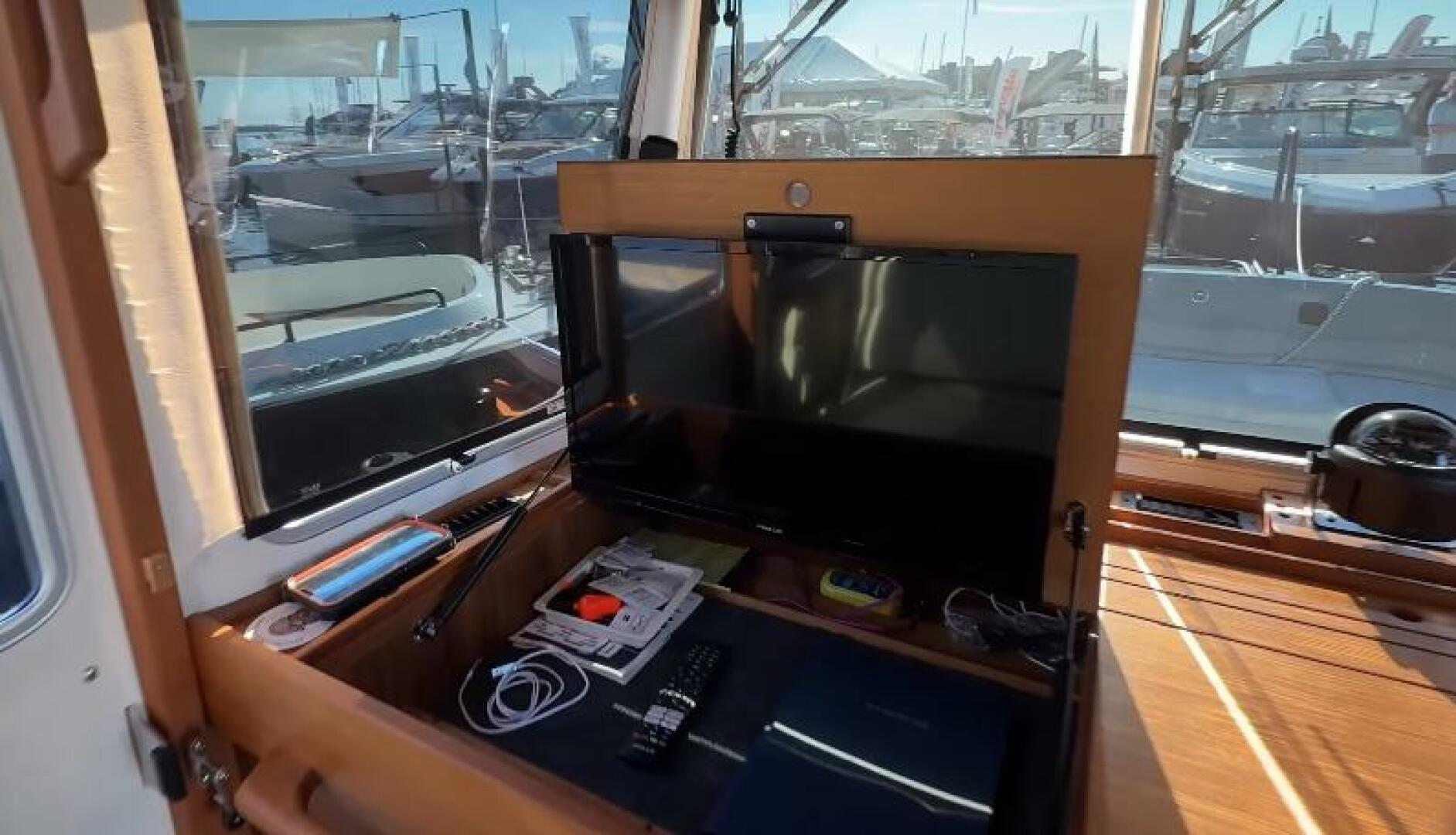 2025 Targa 37 Flybridge - Image 39