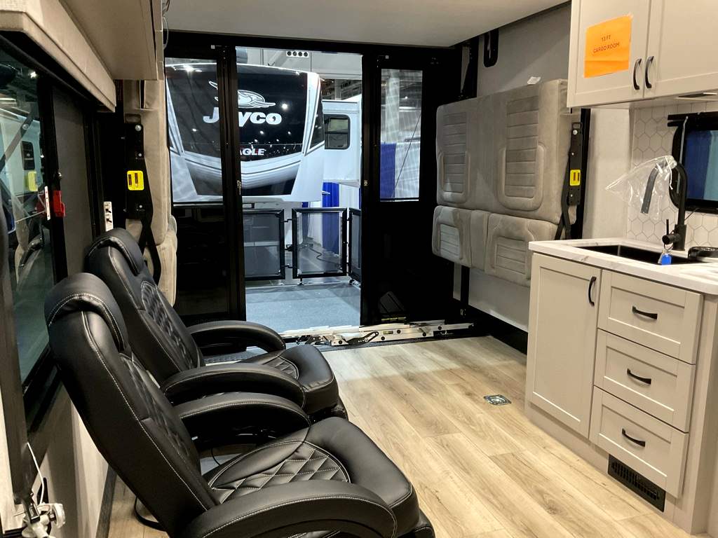 2026 JAYCO SEISMIC 214 - Image 5