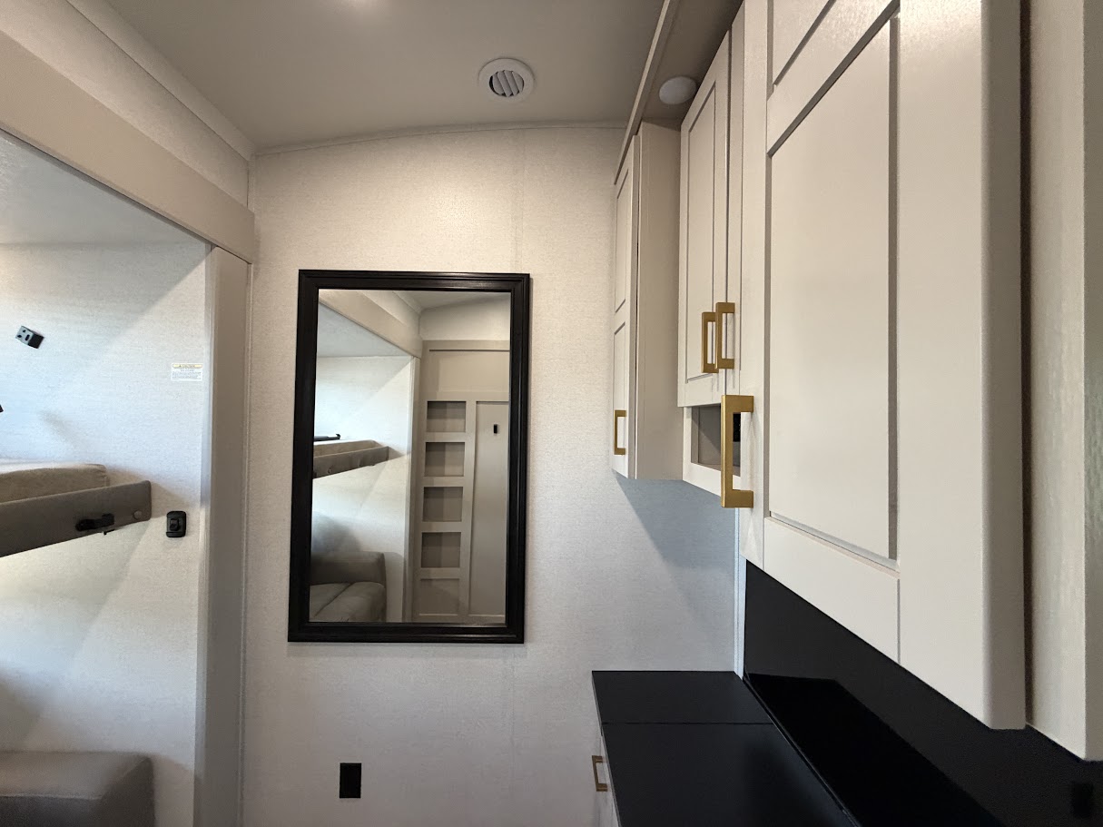 2027 JAYCO NORTH POINT 361RLBH - Image 45