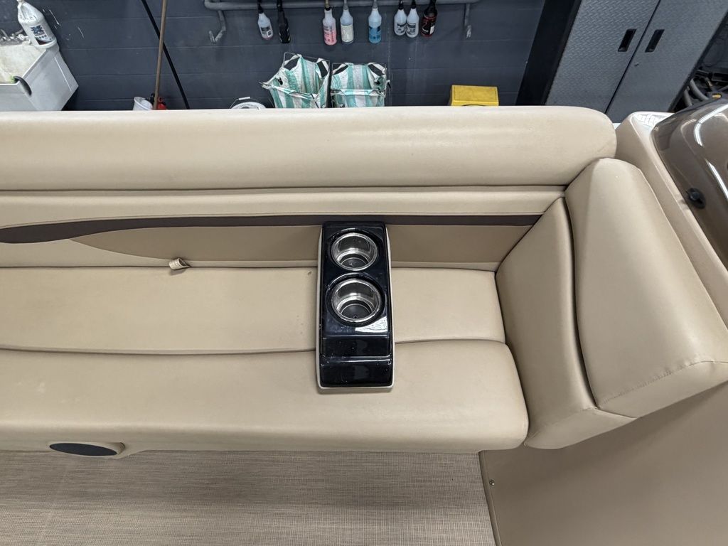 2018 Bennington 21SL - Image 13