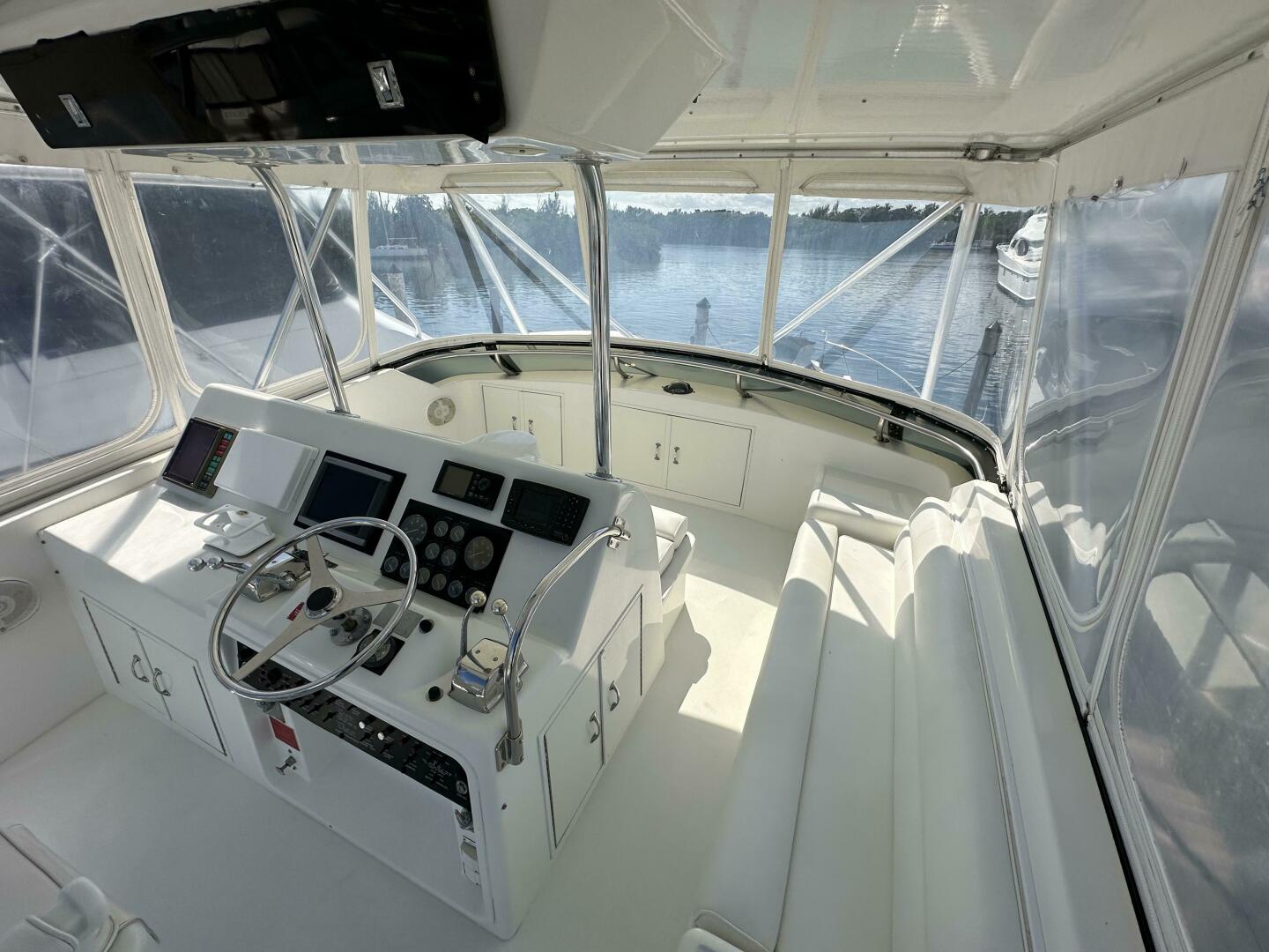 1992 Hatteras 50 Convertible - Image 46