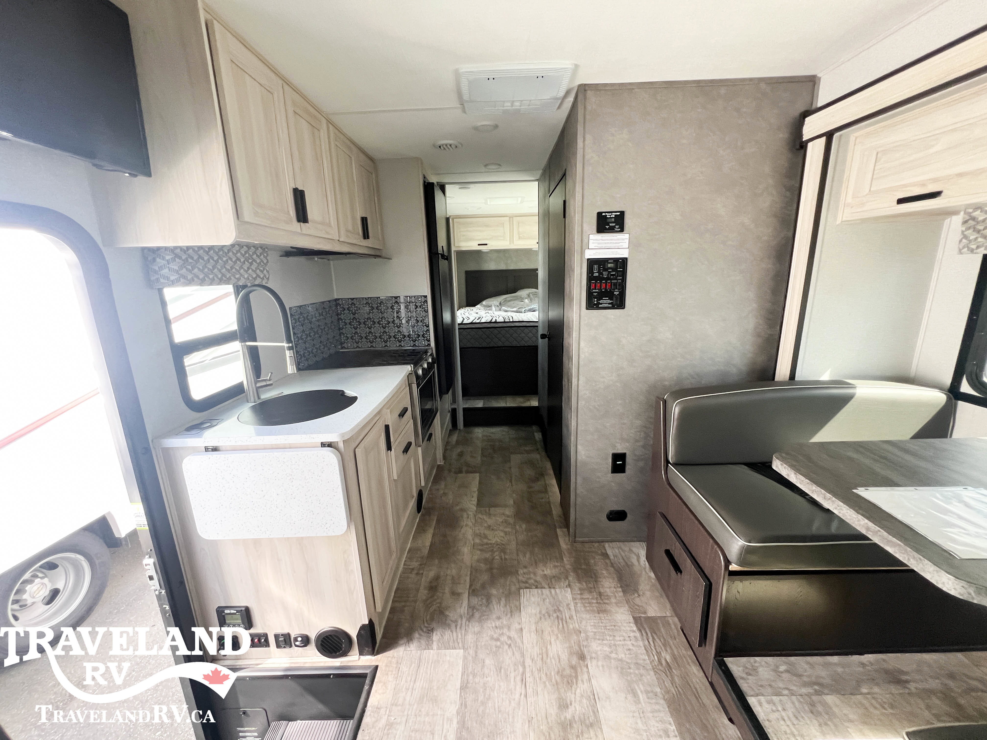 2023 Forest River FORESTER 2651CDW - Image 2