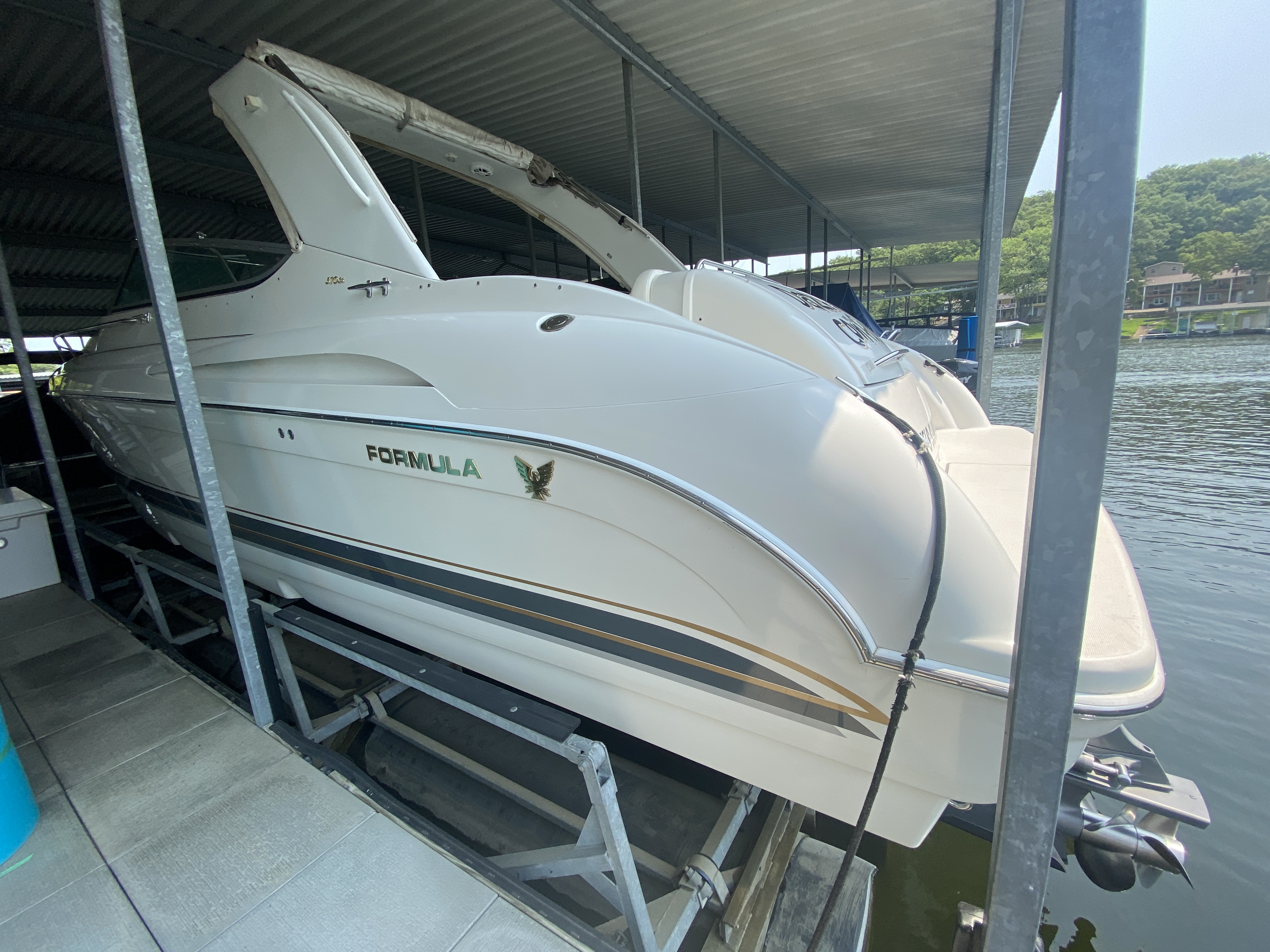 2001 Formula 370 Super Sport - Image 4