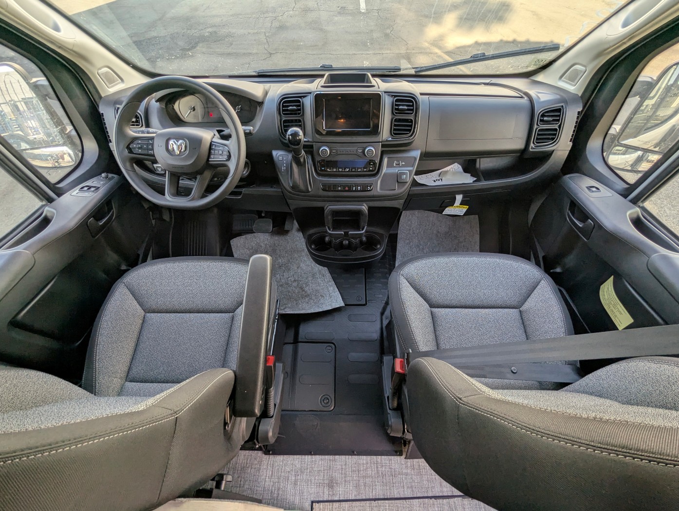 2027 Winnebago Solis Pocket 36A - Image 9