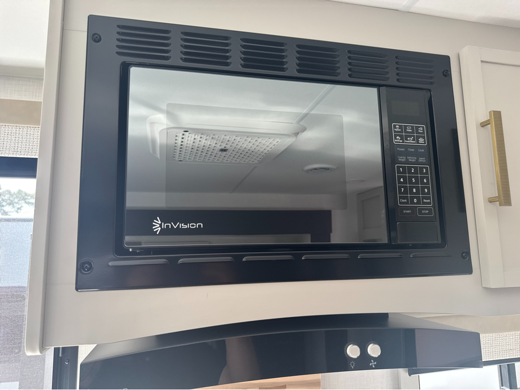 2027 VENTURE RV STRATUS 282VFD - Image 19