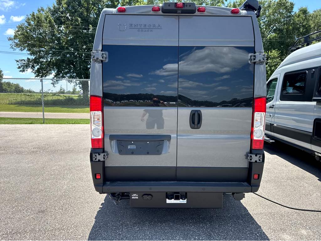 2027 ENTEGRA COACH ETHOS 20T - Image 6