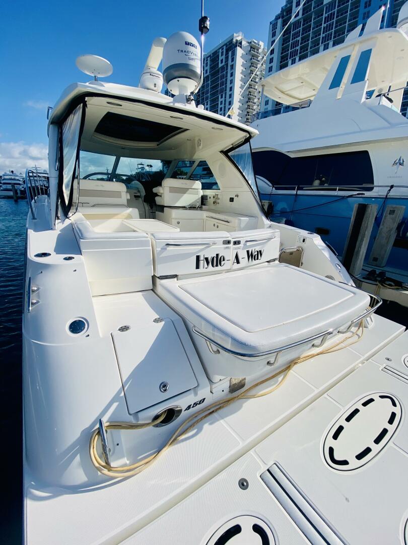 2010 Sea Ray 450 Sundancer - Image 6