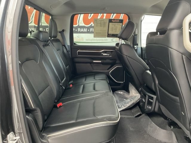 2022 Ram 1500 Pickup Crew Cab Laramie 4WD - Image 30
