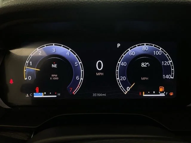 2025 Jeep Grand-Cherokee-L Laredo Altitude 4x4 - Image 15