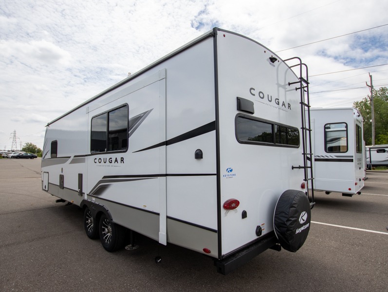 2025 Keystone Cougar Half-Ton 25MLE - Image 4