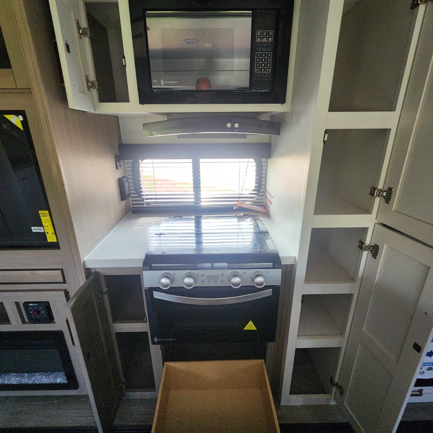 2027 JAYCO EAGLE 312BHOK - Image 21