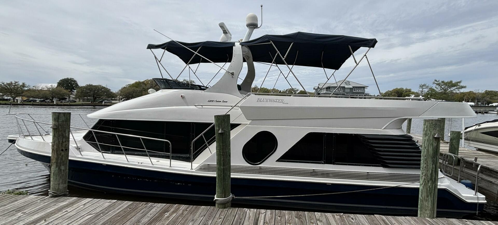2007 Bluewater 5200 - Image 2