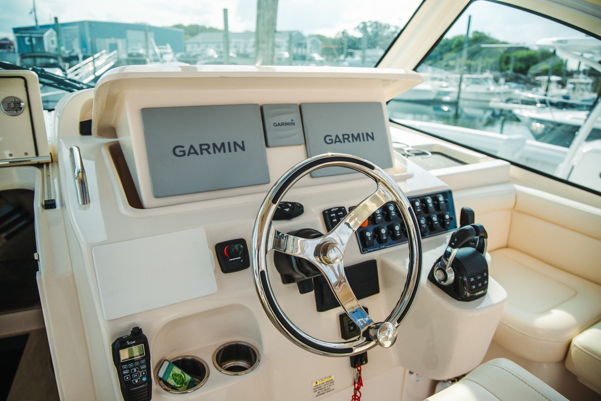 2020 Grady-White Express 330 - Image 48
