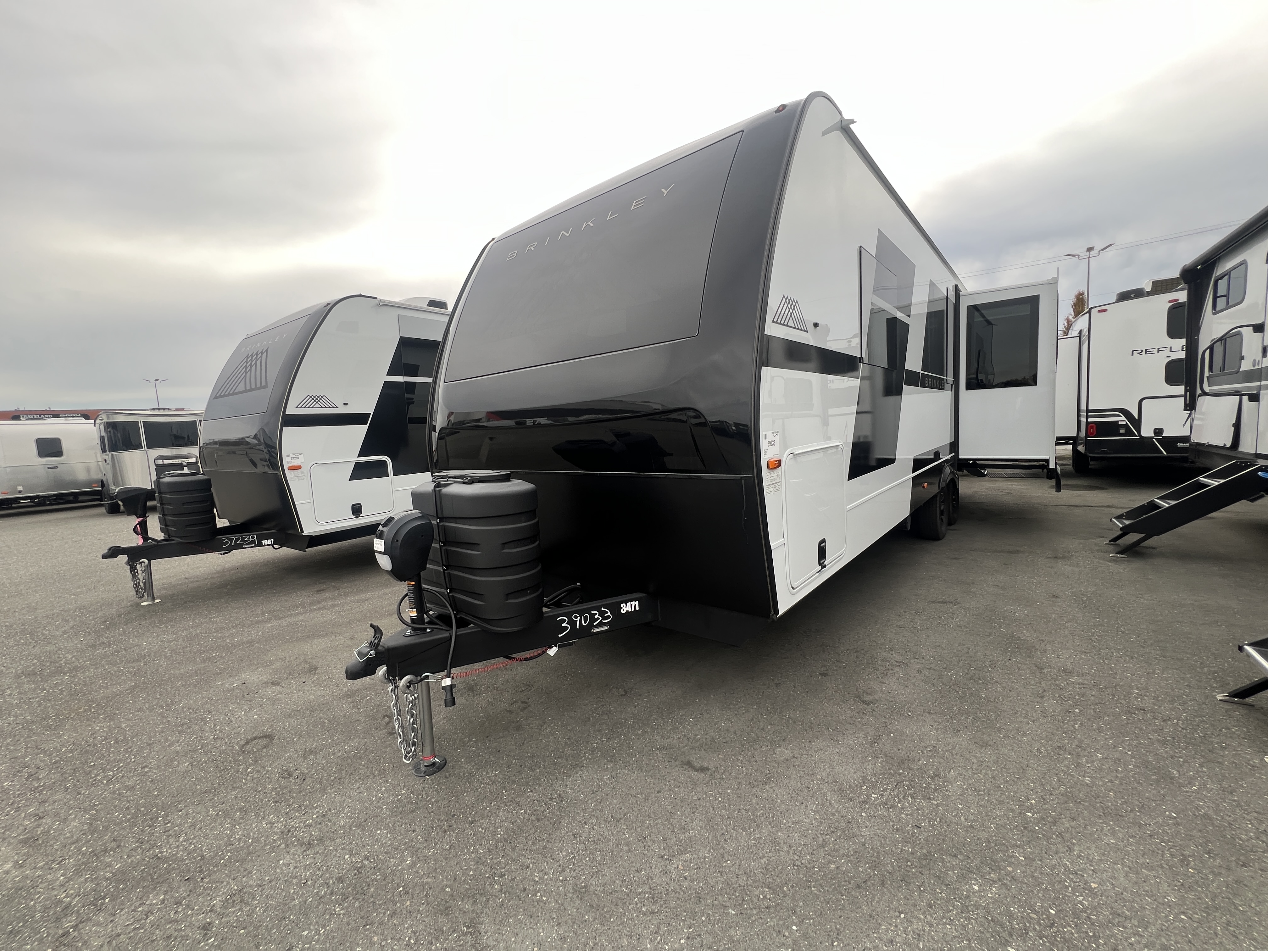 2026 Brinkley RV Model I 275 - Image 4