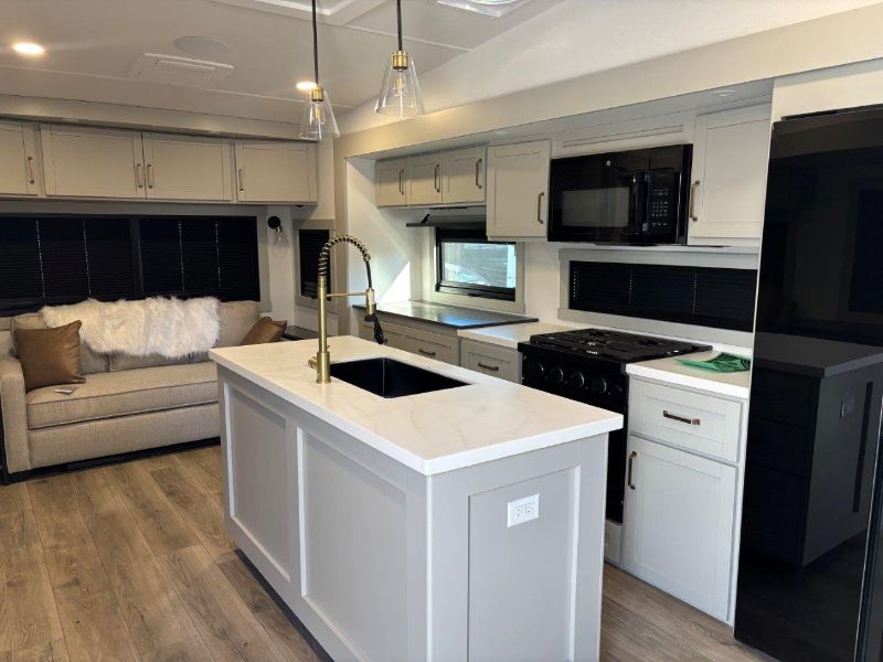 2026 Brinkley RV Model Z 3100 - Image 5