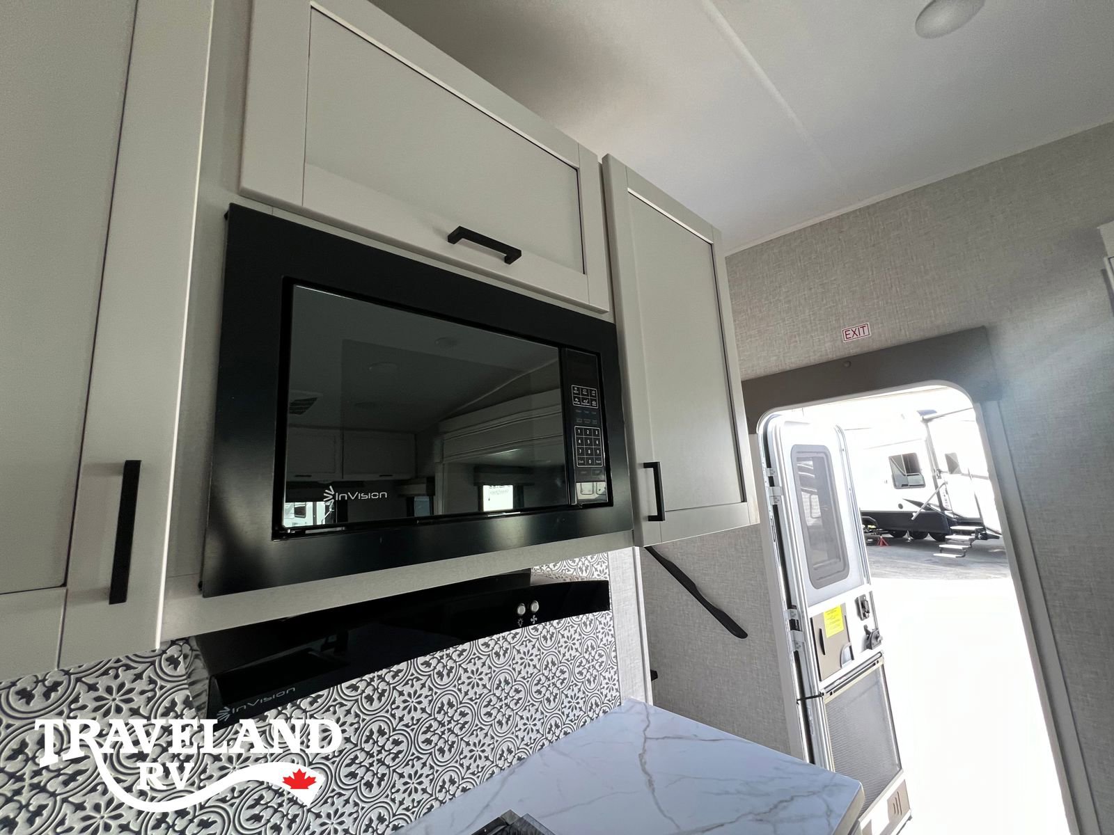 2025 Highland Ridge Roamer Light Duty 244RLS - Image 12