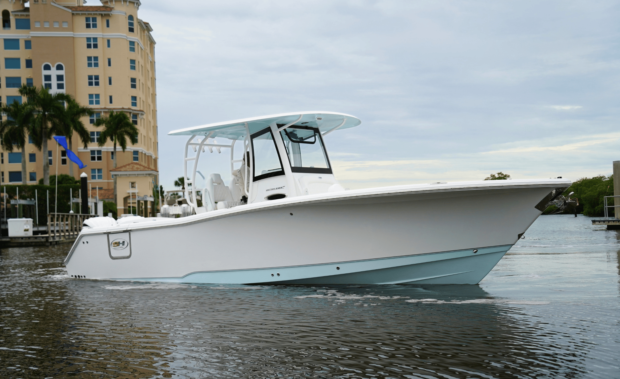 2027 SEA HUNT ULTRA 285SE - Image 2