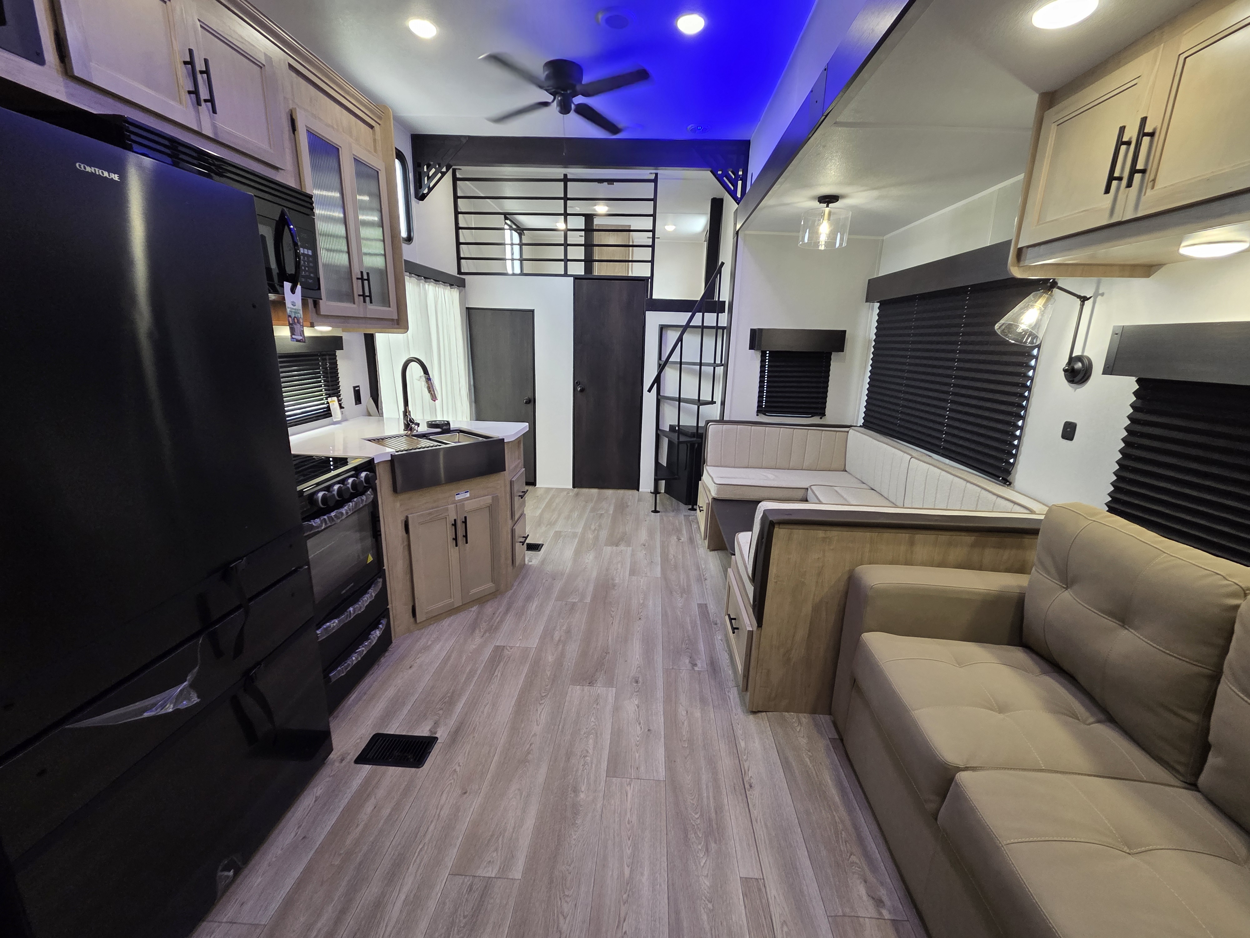 2027 Forest River Cherokee Timberwolf 39DC - Image 23