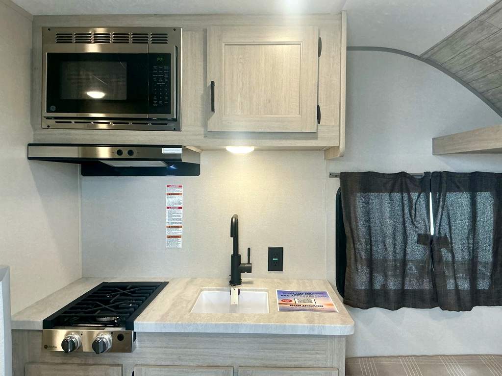 2025 COACHMEN 134BHX - Image 4