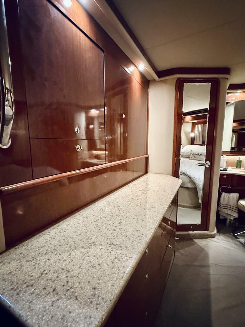 2003 Sea Ray 480 Motor Yacht - Image 66