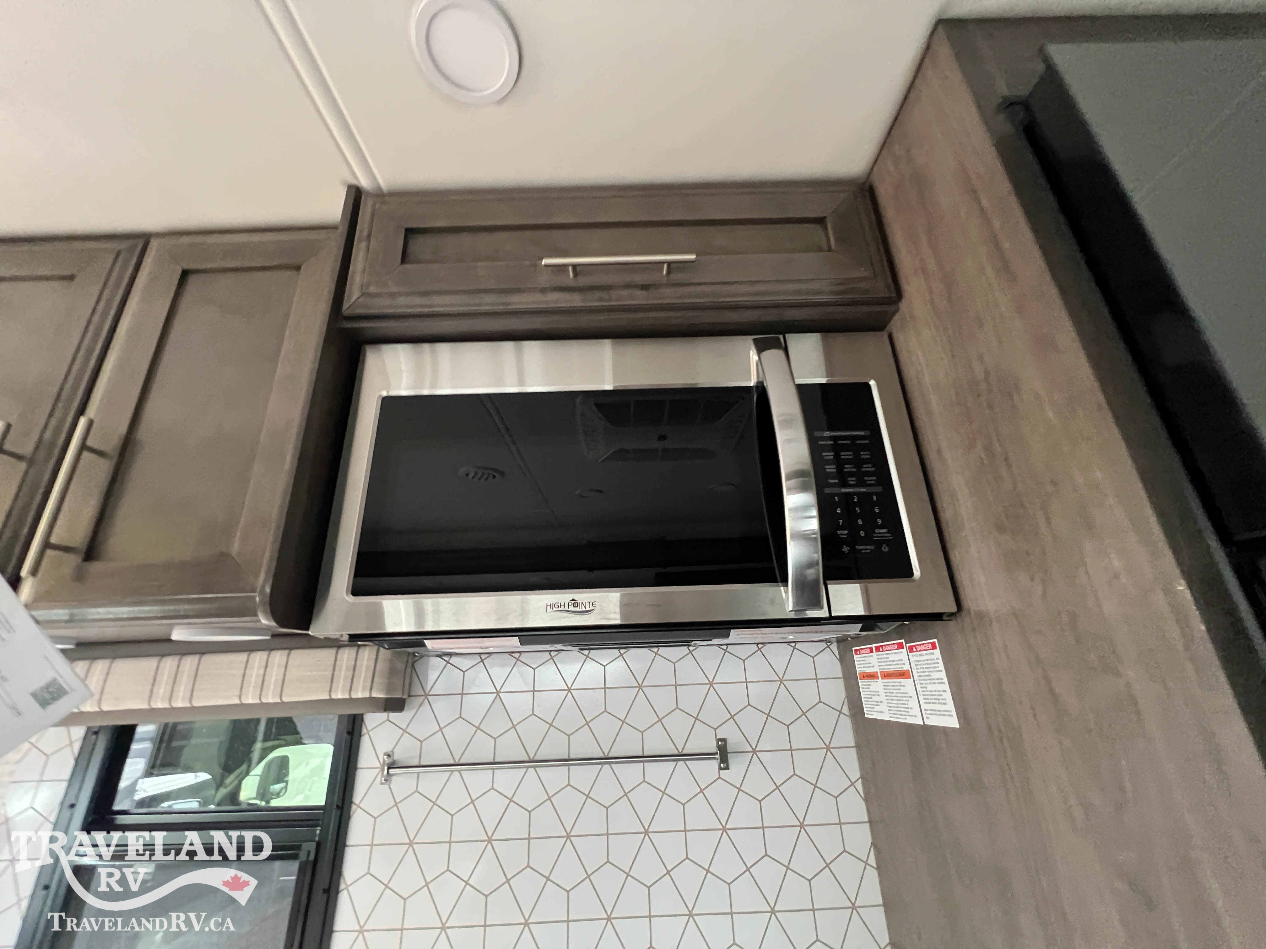 2025 Jayco Greyhawk 30Z - Image 13