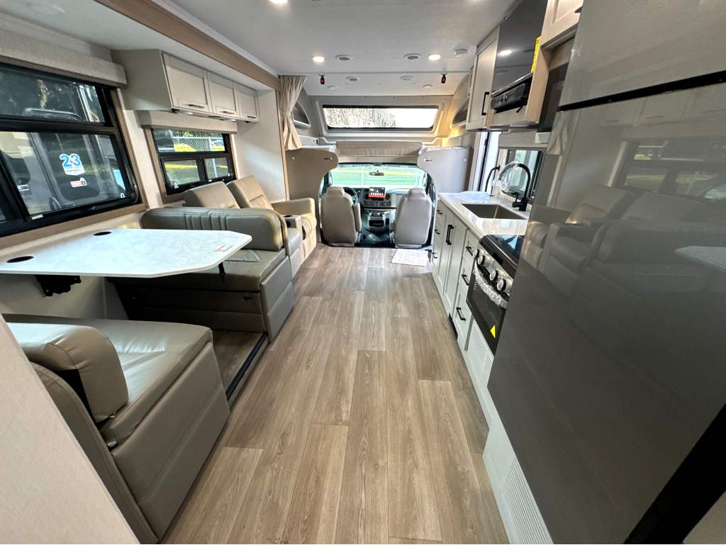2027 ENTEGRA COACH ODYSSEY 29V - Image 23
