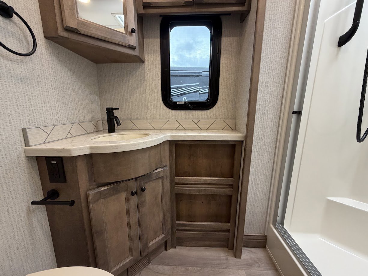 2026 TIFFIN ALLEGRO 29 NA - Image 45