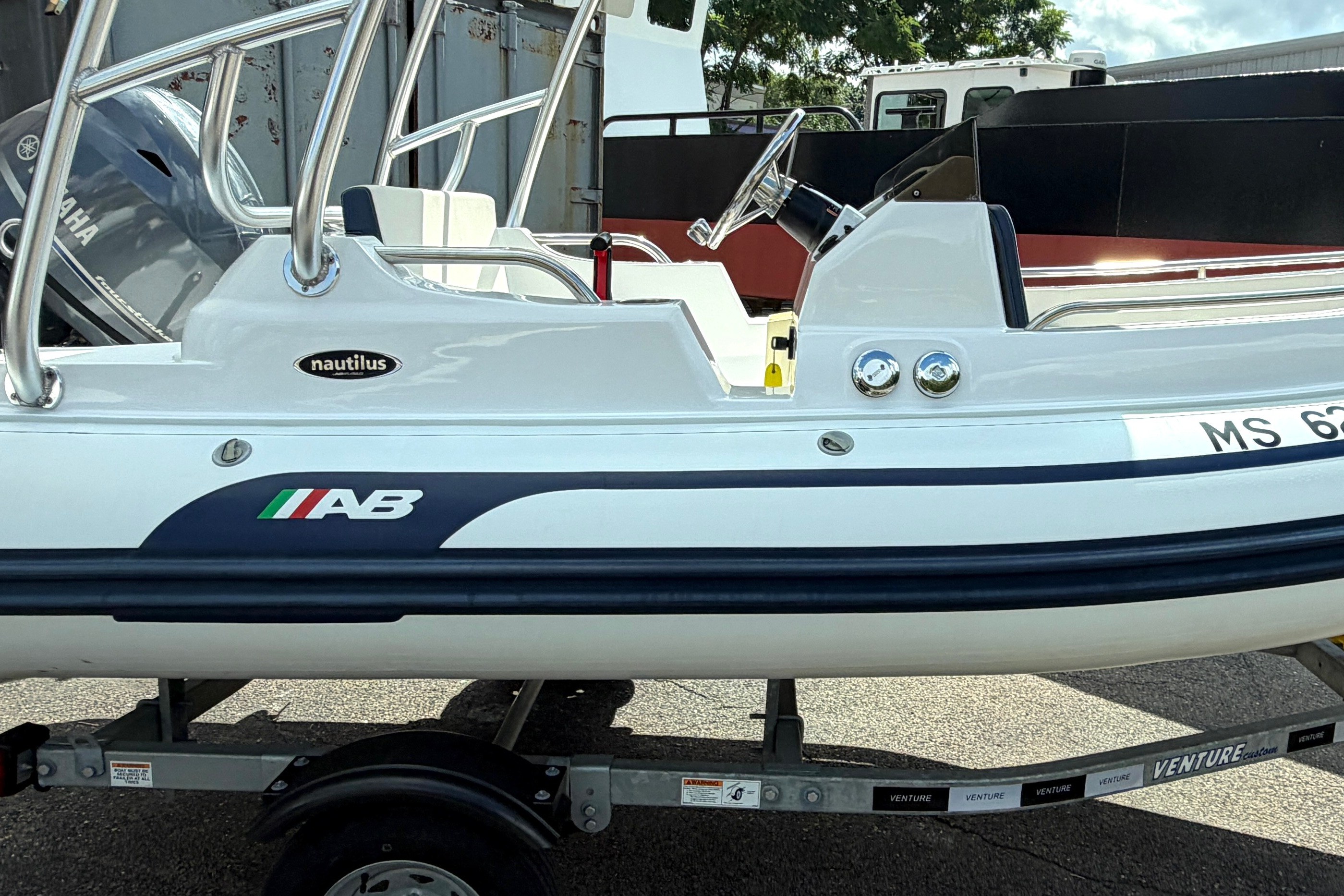 2023 AB Inflatables Nautilus 14 DLX - Image 2