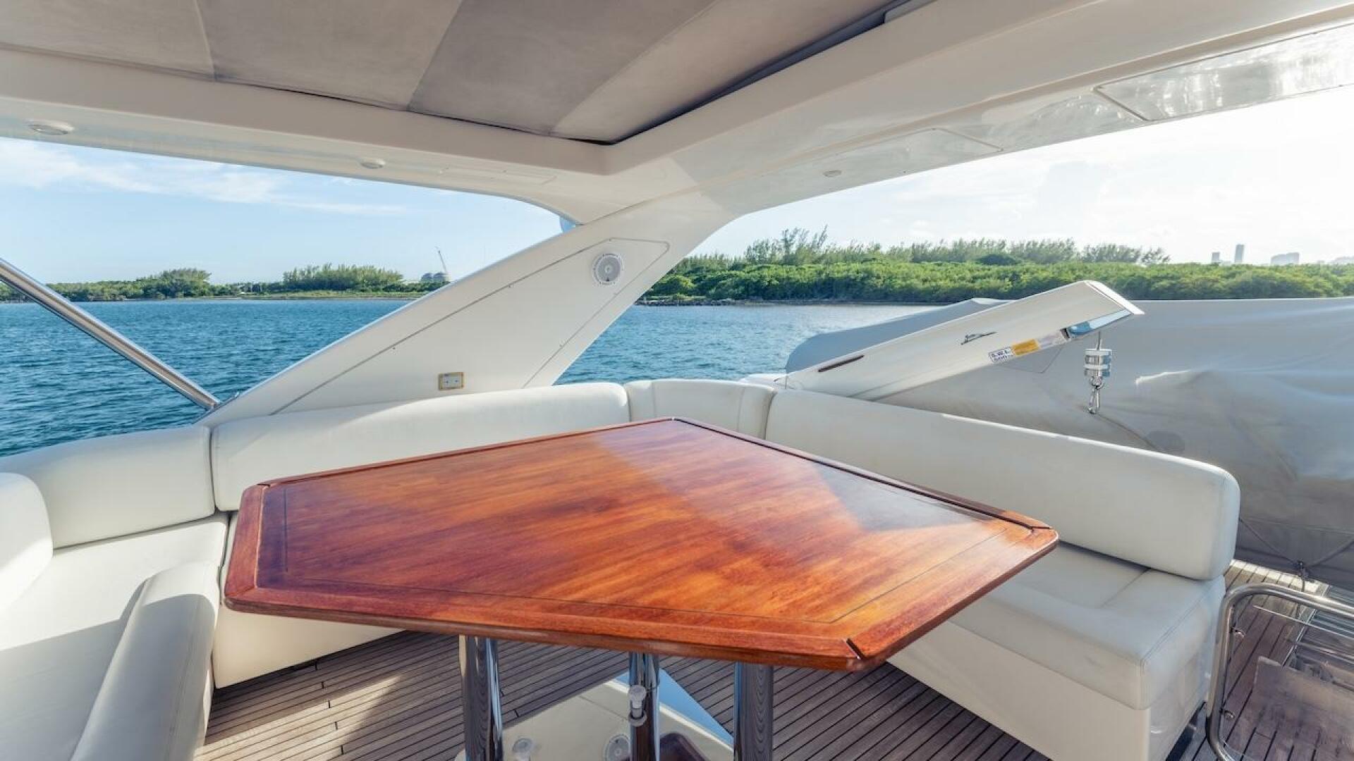 2012 Azimut Evolution - Image 36