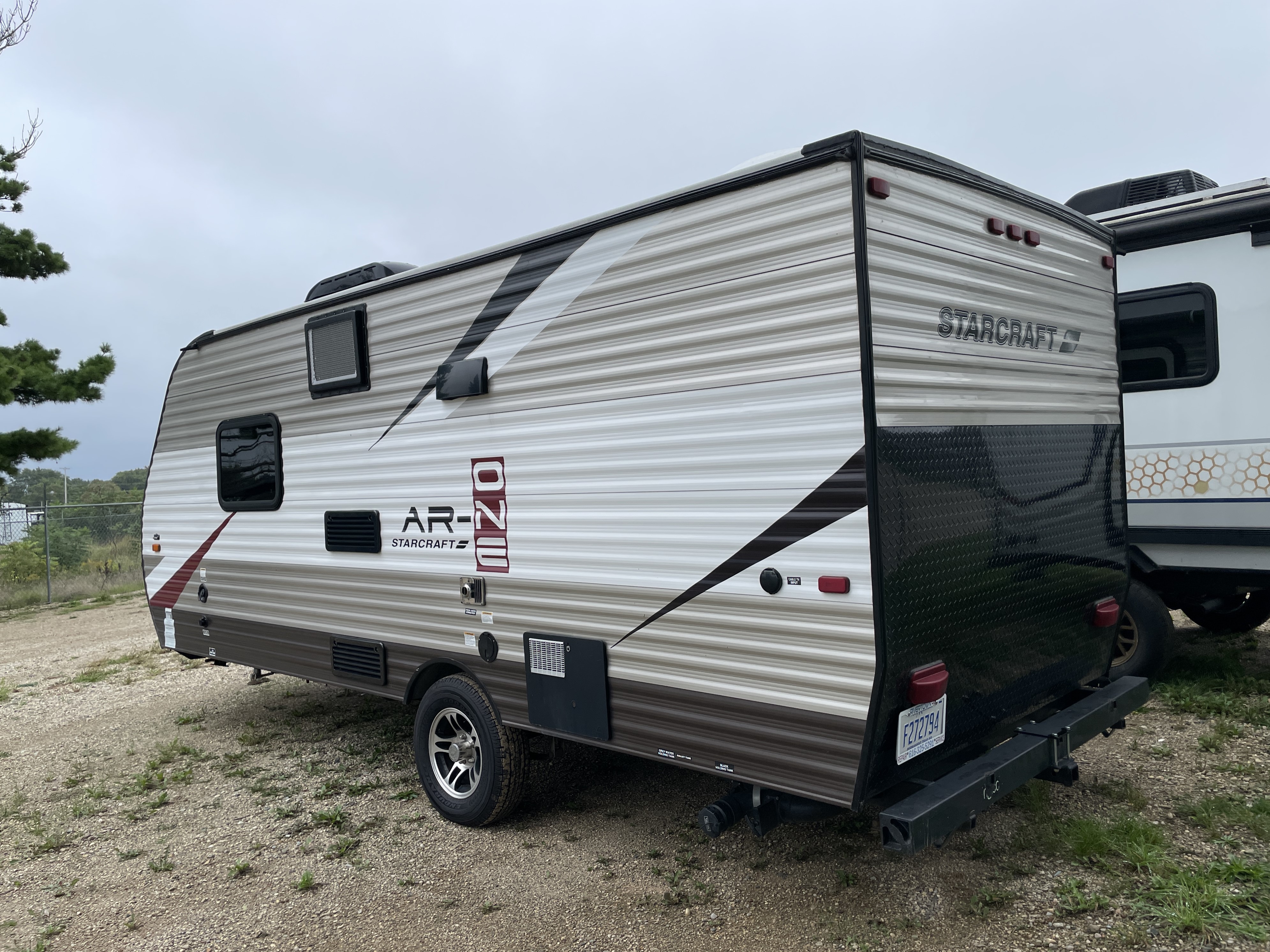 2016 Starcraft AR-ONE 18QB - Image 5