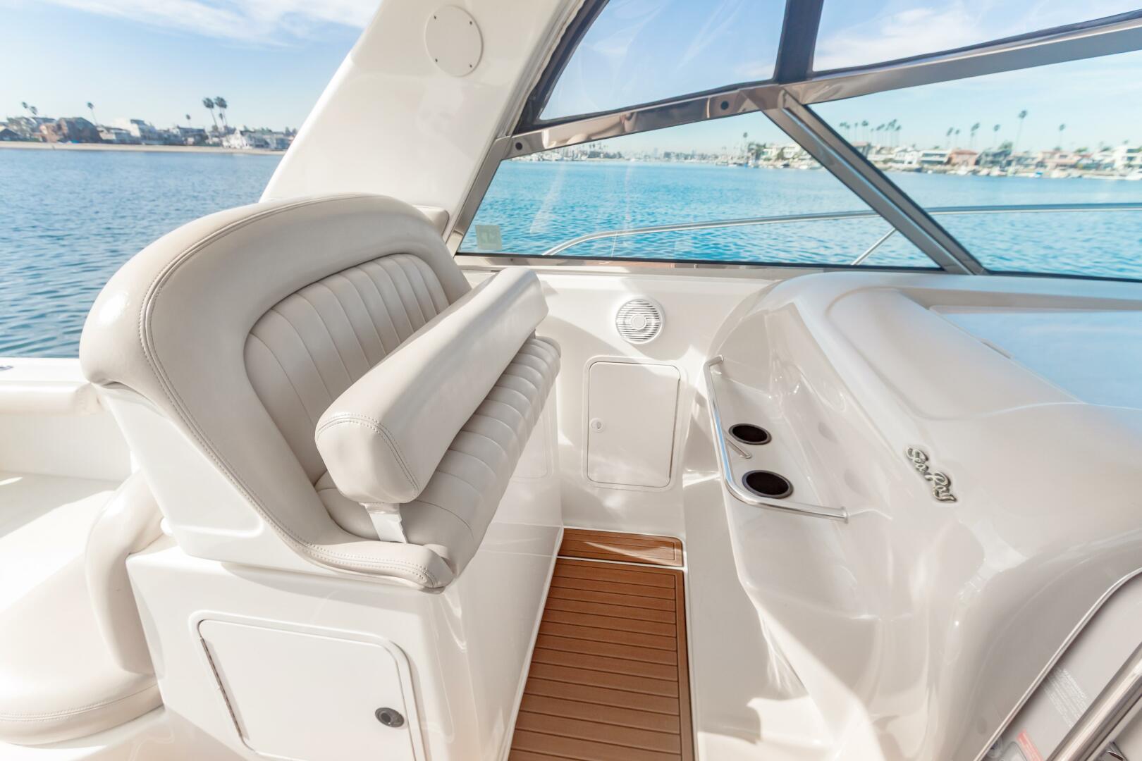 2000 Sea Ray 370 Express Cruiser - Image 53