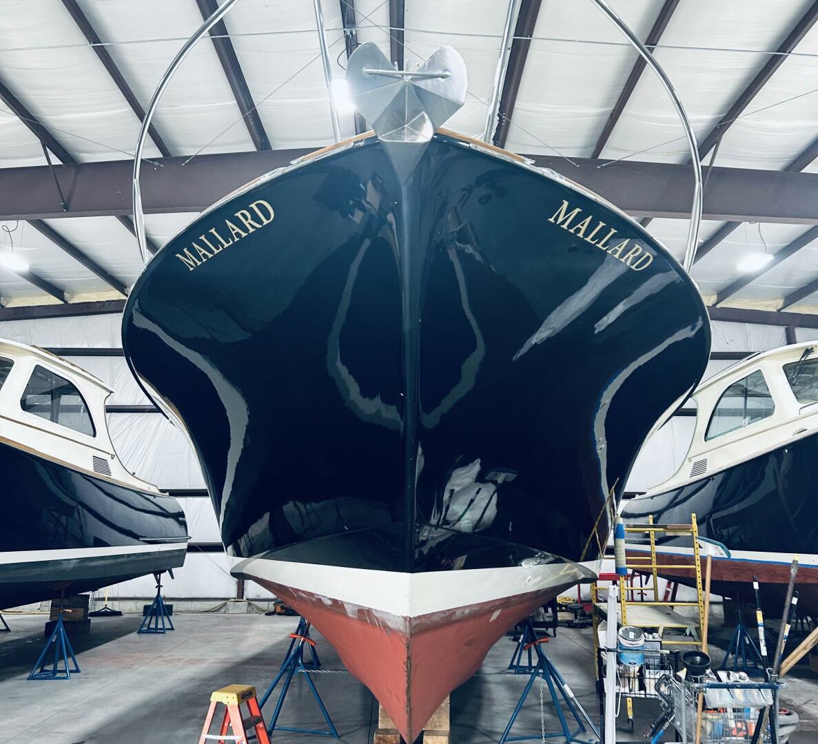 2005 Hinckley Talaria 44 Motor Yacht - Image 3