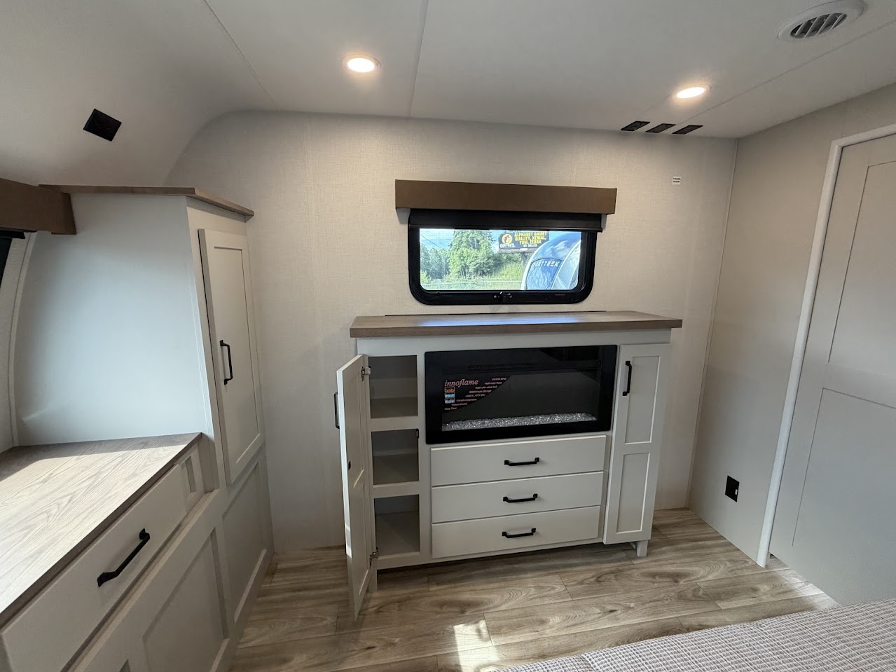 2027 VENTURE RV SPORTTREK 343VBH - Image 64