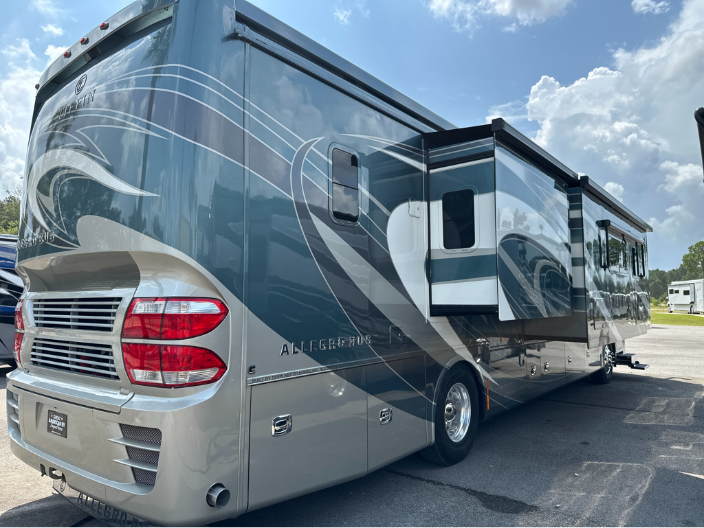 2018 TIFFIN ALLEGRO BUS 40 SP - Image 5